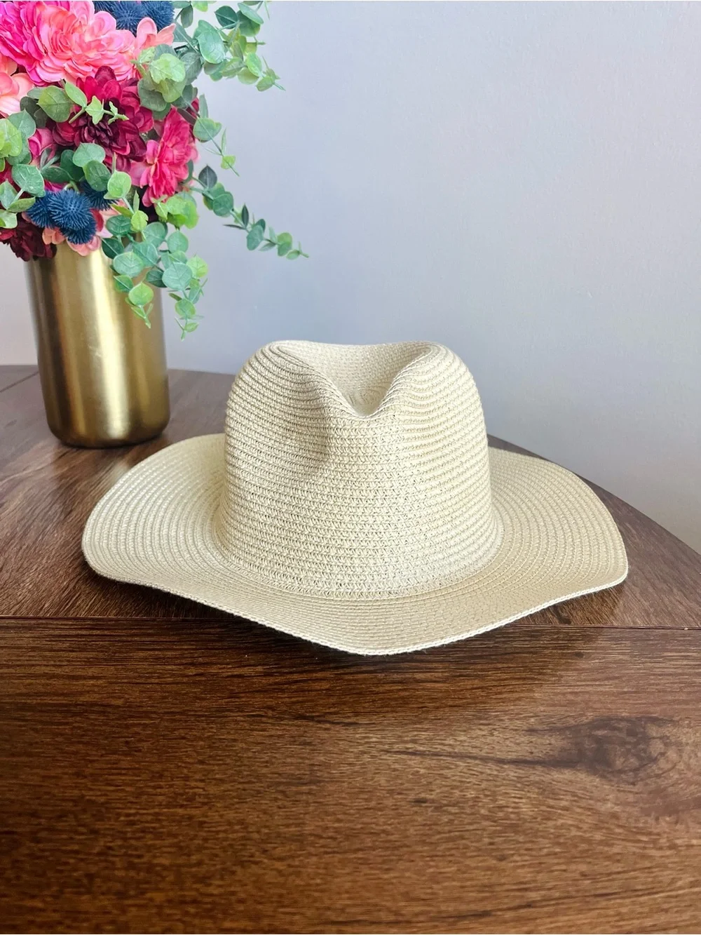 Light Straw Wide-Brim Fedora Hat - Neutral Color